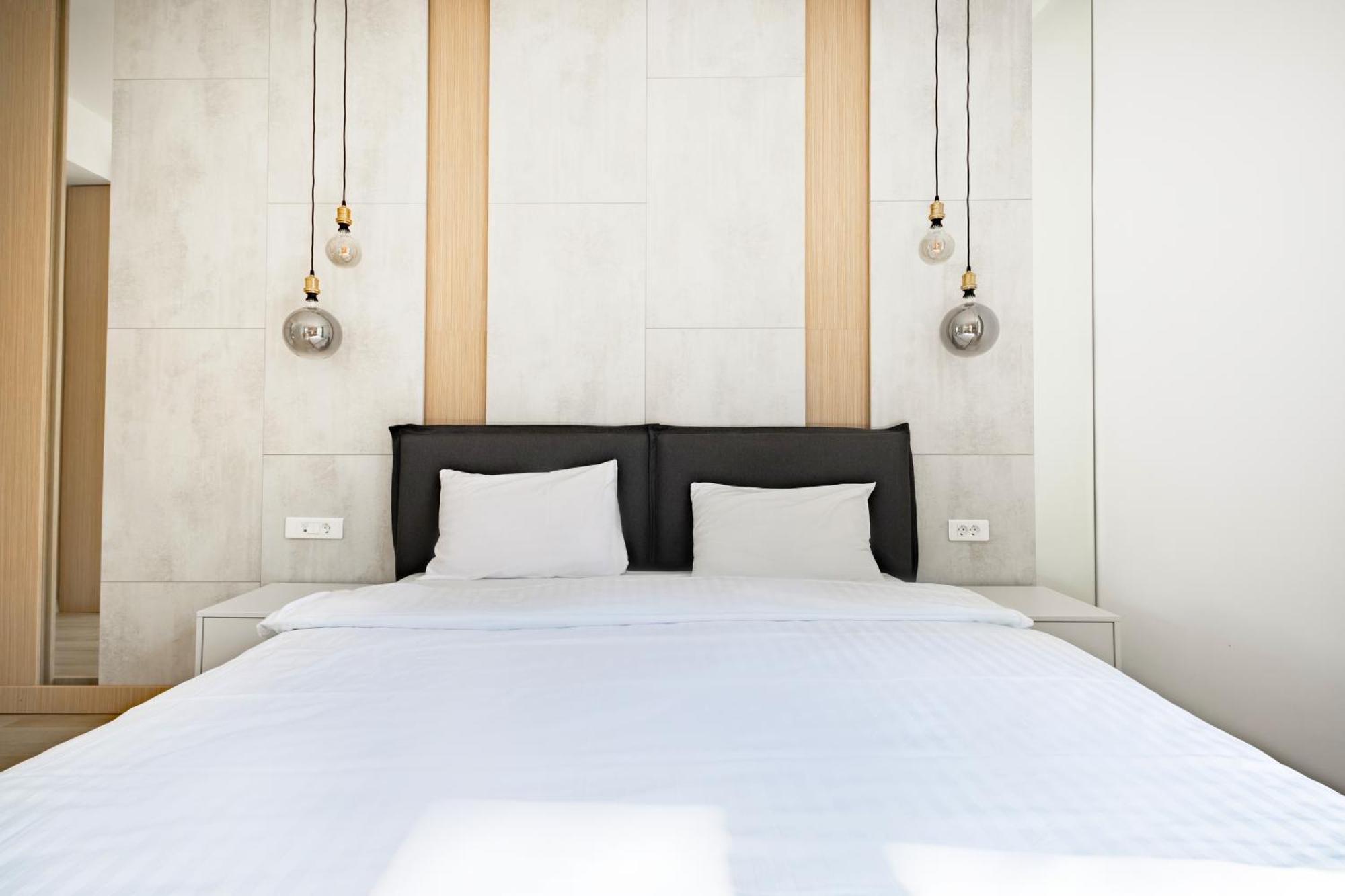 Piccolo Mondo By Citybookings Bukares Ruang foto