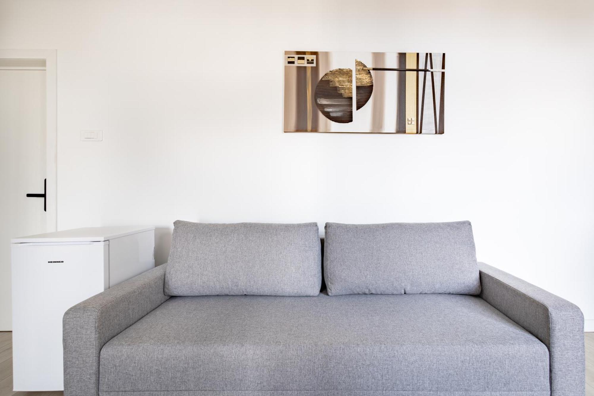 Piccolo Mondo By Citybookings Bukares Bagian luar foto